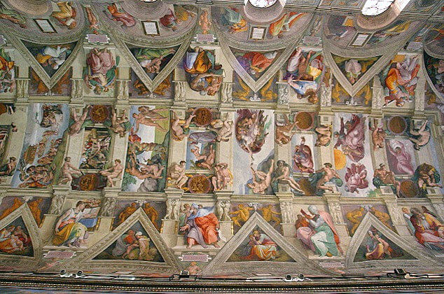 O teto da Capela Sistina pintado por Michelangelo