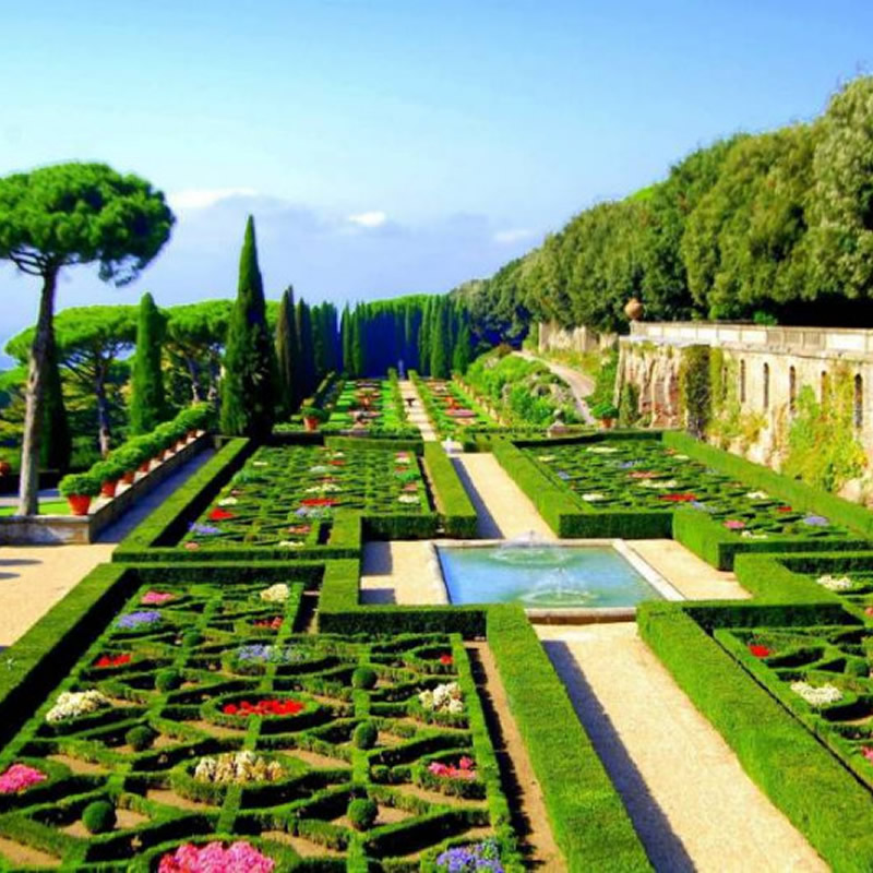 Um vislumbre dos Jardins Pontifícios perto de Roma