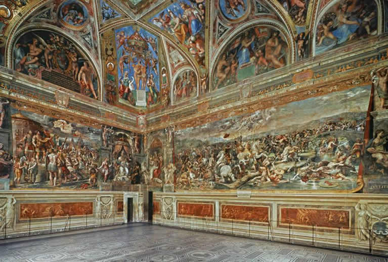 O Salão de Constantino com afrescos de Rafael nos Museus do Vaticano